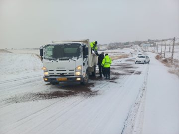بارش اولین برف زمستانی در شهر زرین آباد